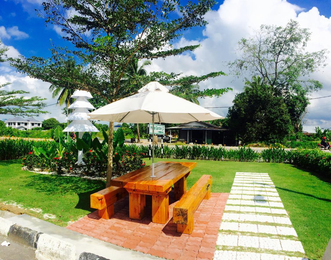 Semerah Garden Hotel 폰티안케슬 외부 사진